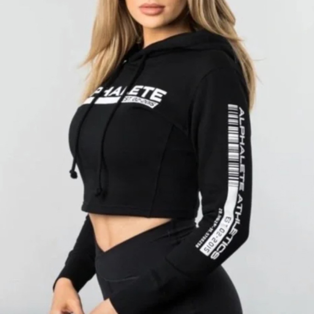 Alphalete cropped hoodie